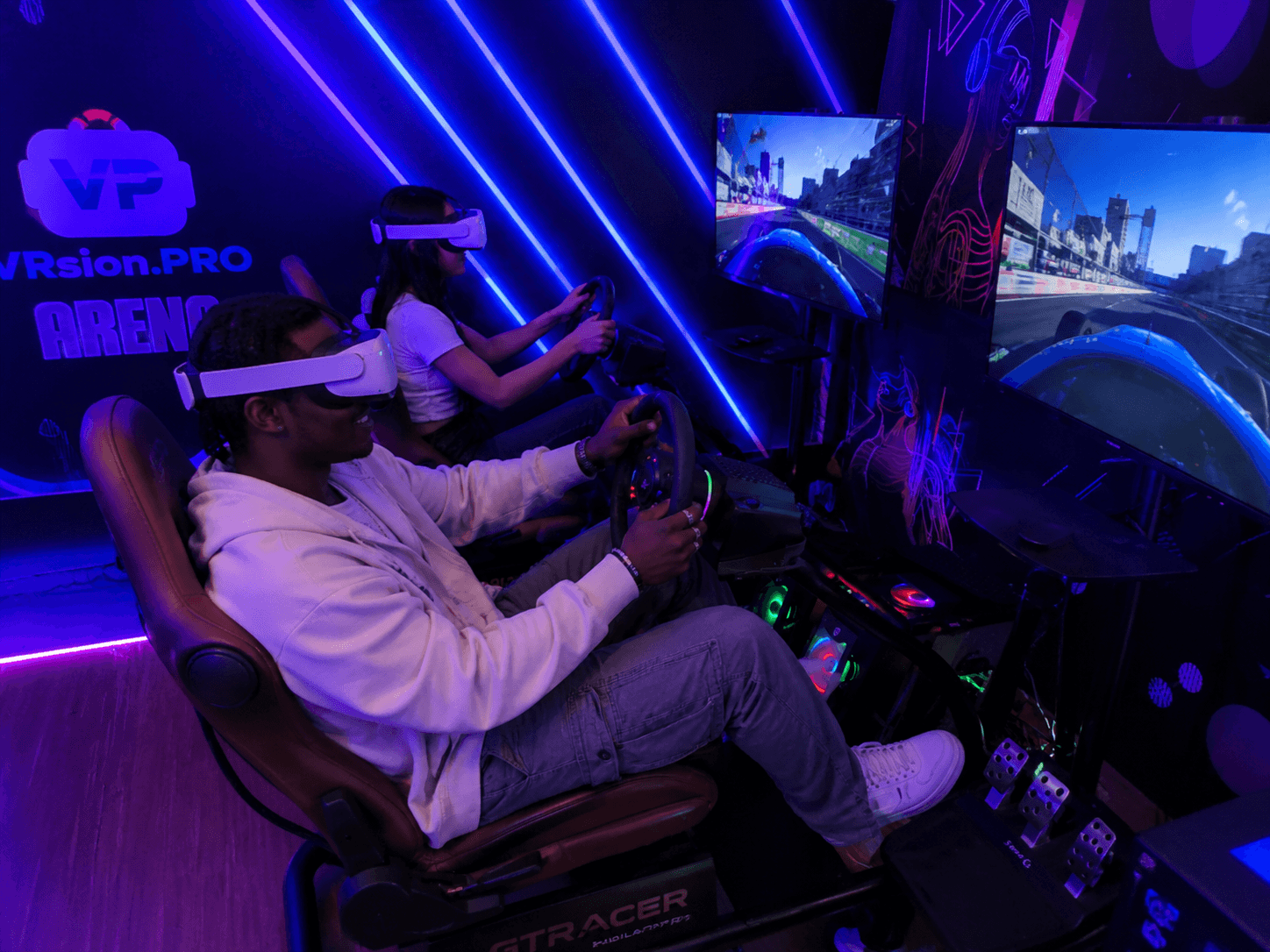 Simulateur de course VR Formula chez VRsion Pro Arena
